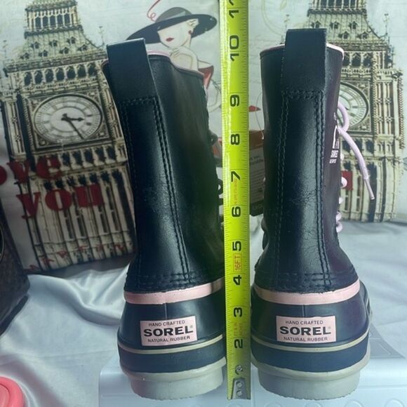 (F) Sorel Premium Waterproof Boots Black/PinkWomen's size 10 - Picture 9 of 15